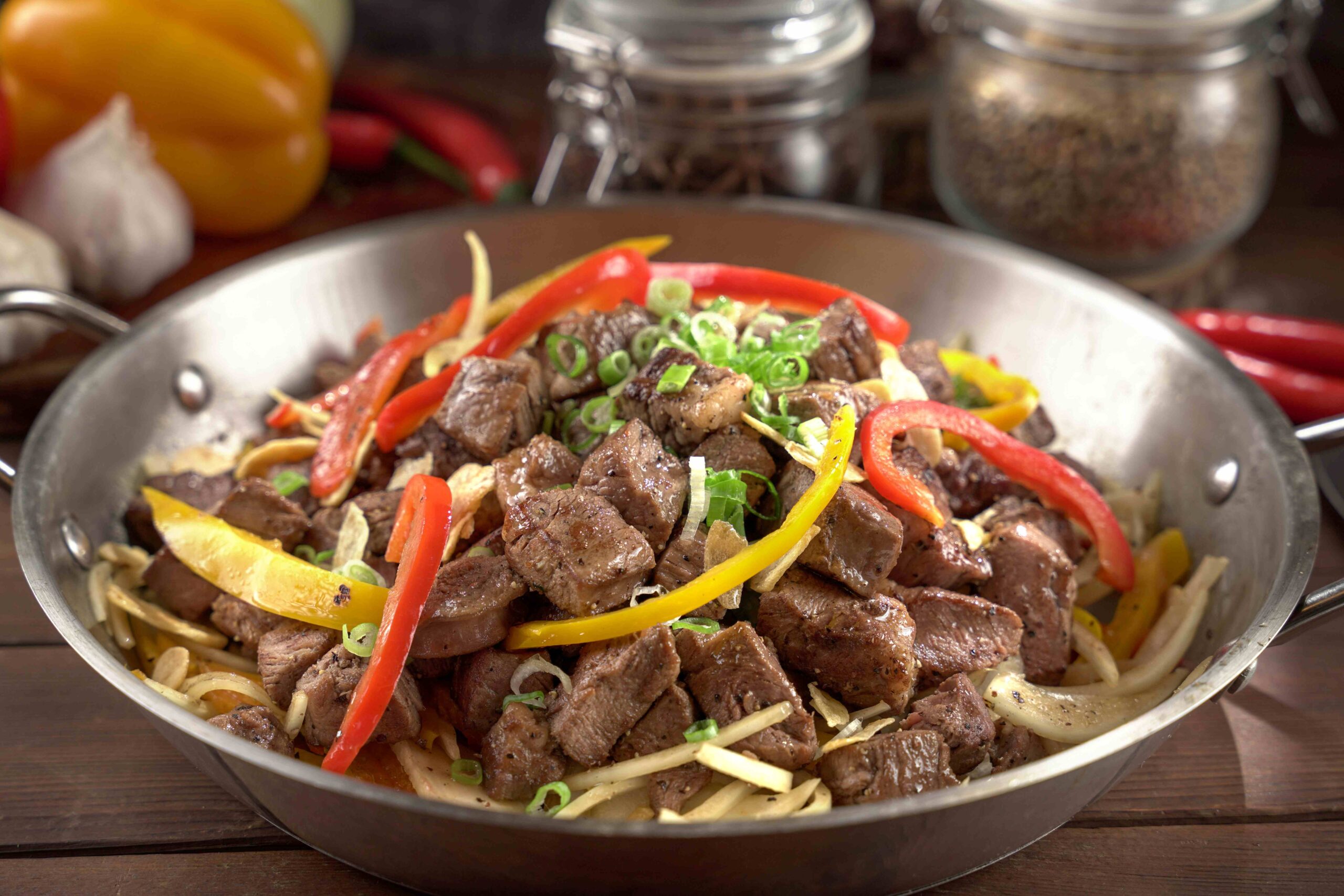 All - You - Can - Eat BBQ Feast 1 圖說7 「蒜香黑胡椒骰子牛」Garlic Black Pepper Diced Beef scaled