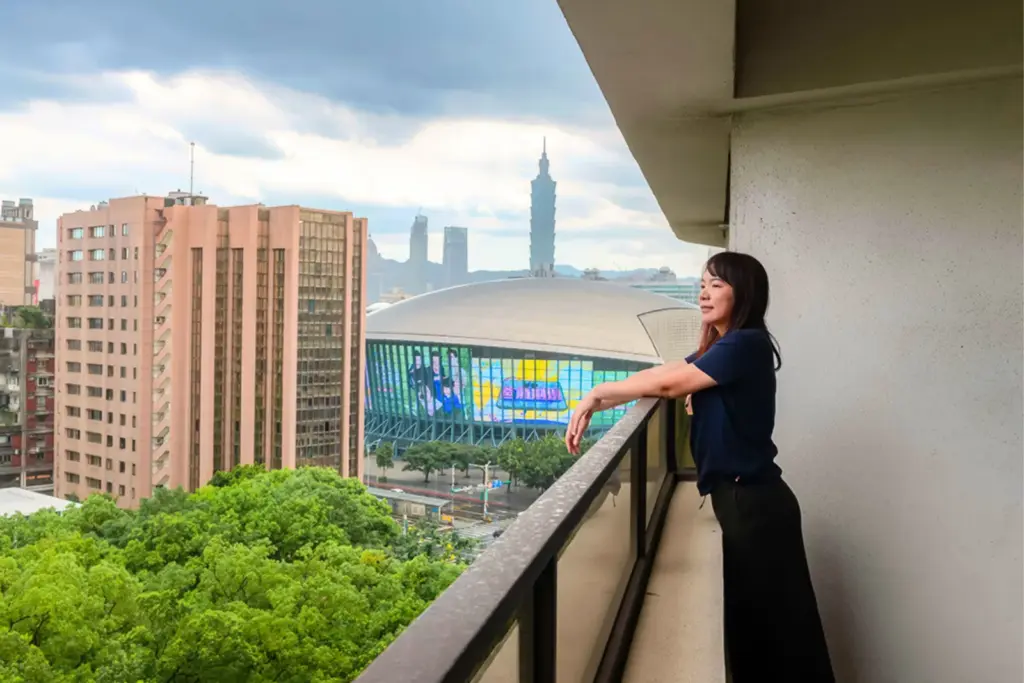 Best Taipei Hotel for New Year's Eve Fireworks: ILLUME TAIPEI 2 Photo Credit rebeccafamily